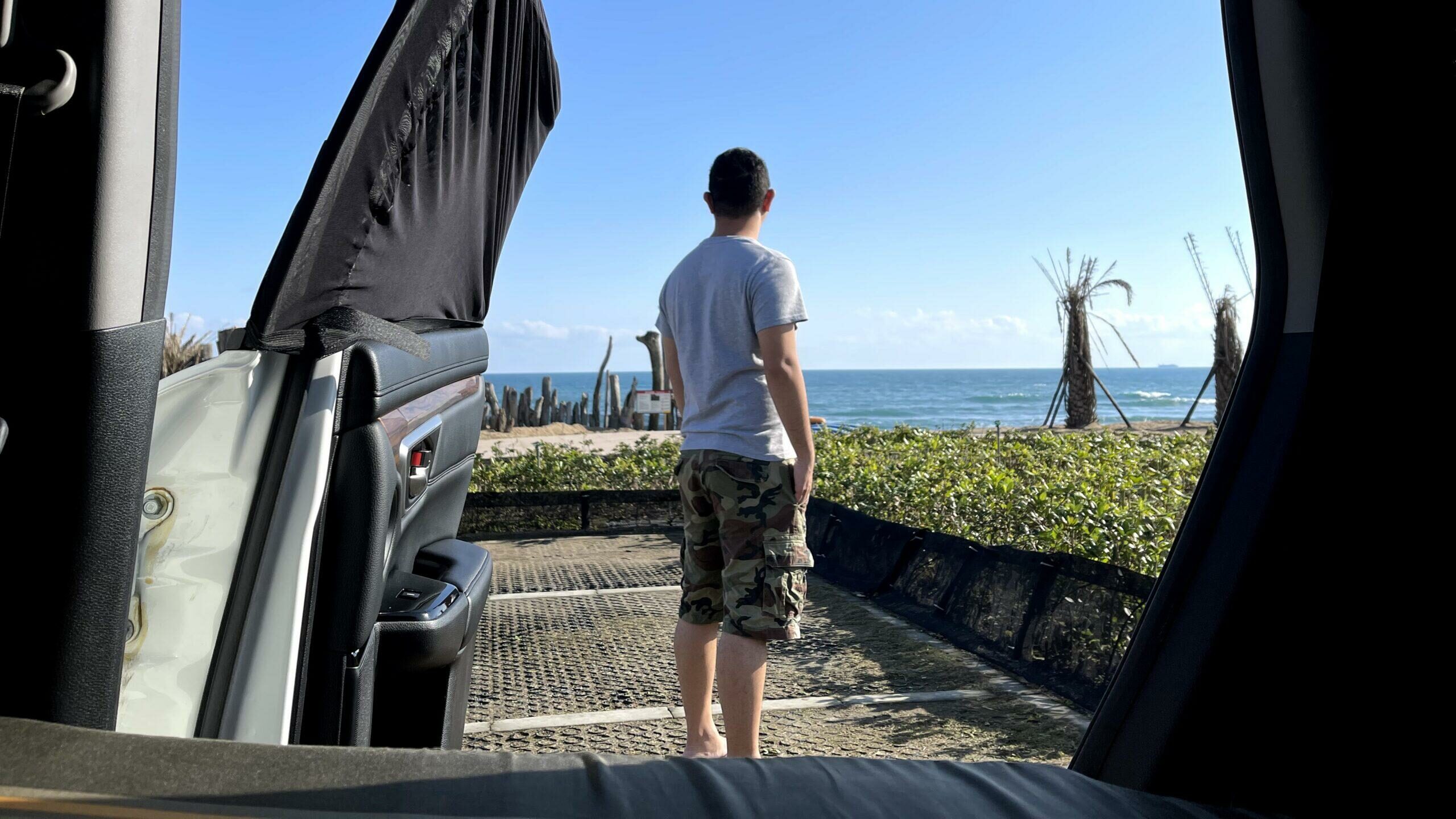 伴著海浪聲入睡、我們的第一次車宿 – 金山中角灣 伴著海浪聲入睡、我們的第一次車宿 – 金山中角灣